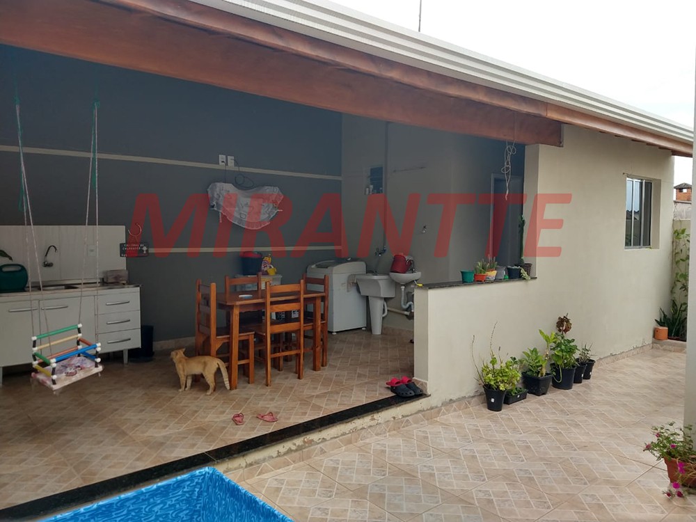 Sobrado de 110m² com 3 quartos em Jardim das Palmeiras