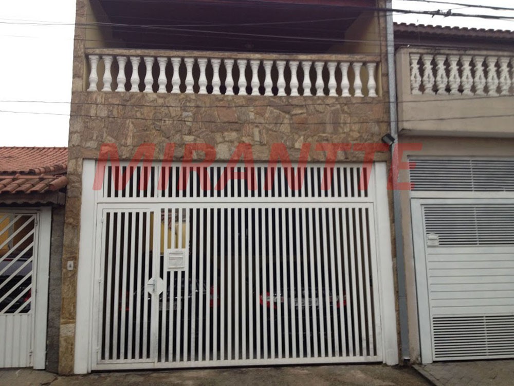 Sobrado de 184m² com 3 quartos em Jardim Santa Clara
