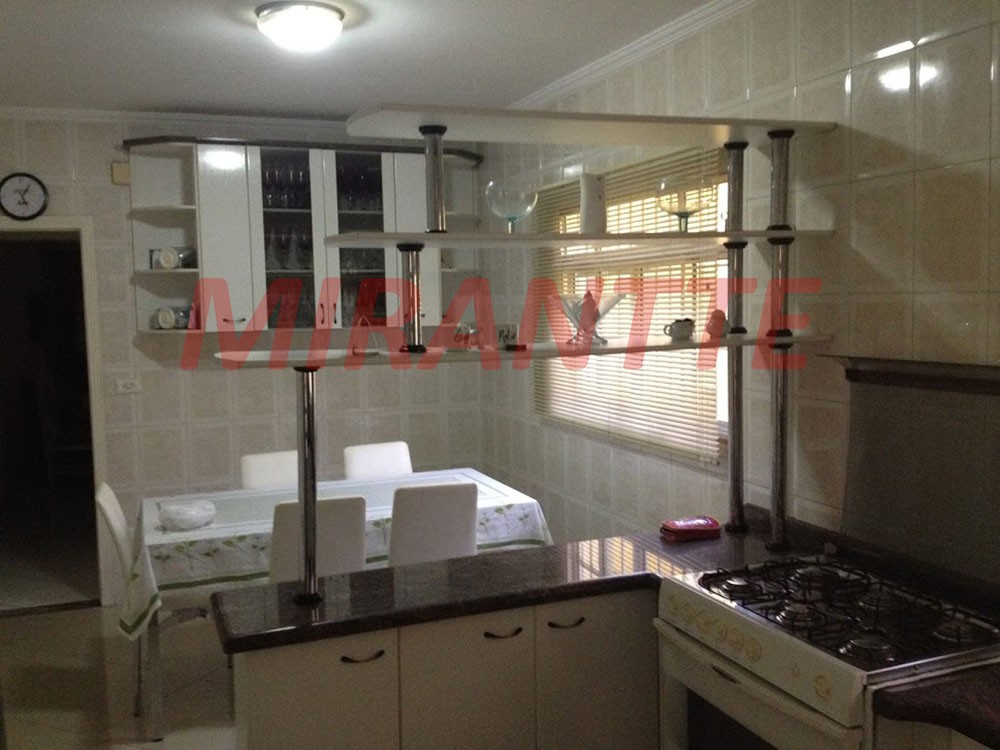 Sobrado de 184m² com 3 quartos em Jardim Santa Clara