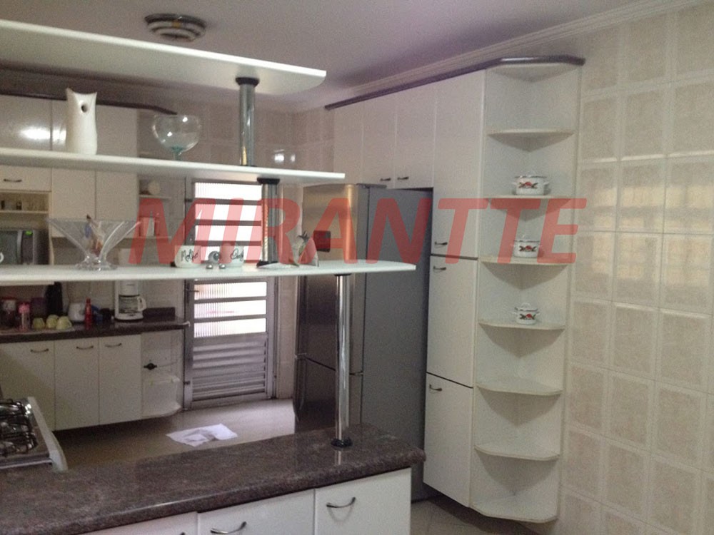 Sobrado de 184m² com 3 quartos em Jardim Santa Clara