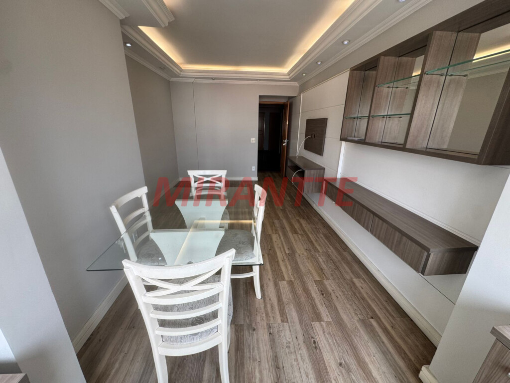 Apartamento de 62m² com 2 quartos em Santa Teresinha