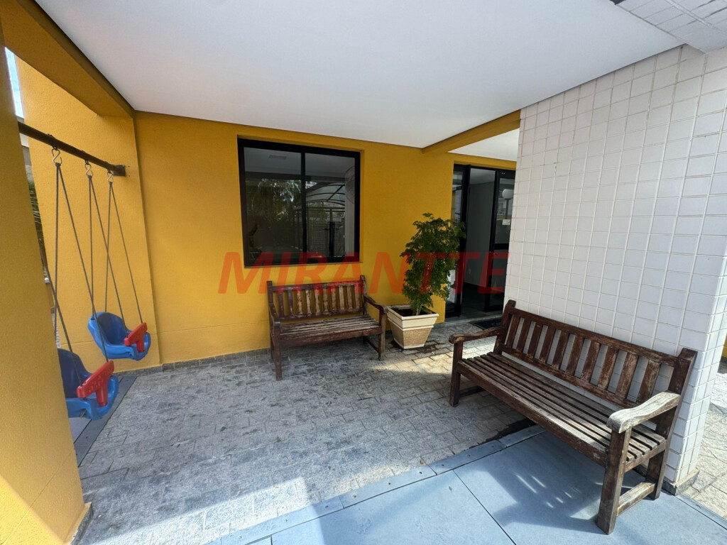 Apartamento de 62m² com 2 quartos em Santa Teresinha