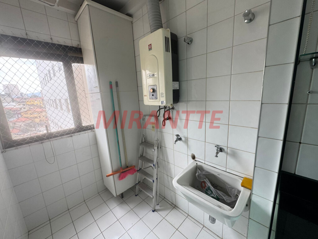 Apartamento de 62m² com 2 quartos em Santa Teresinha