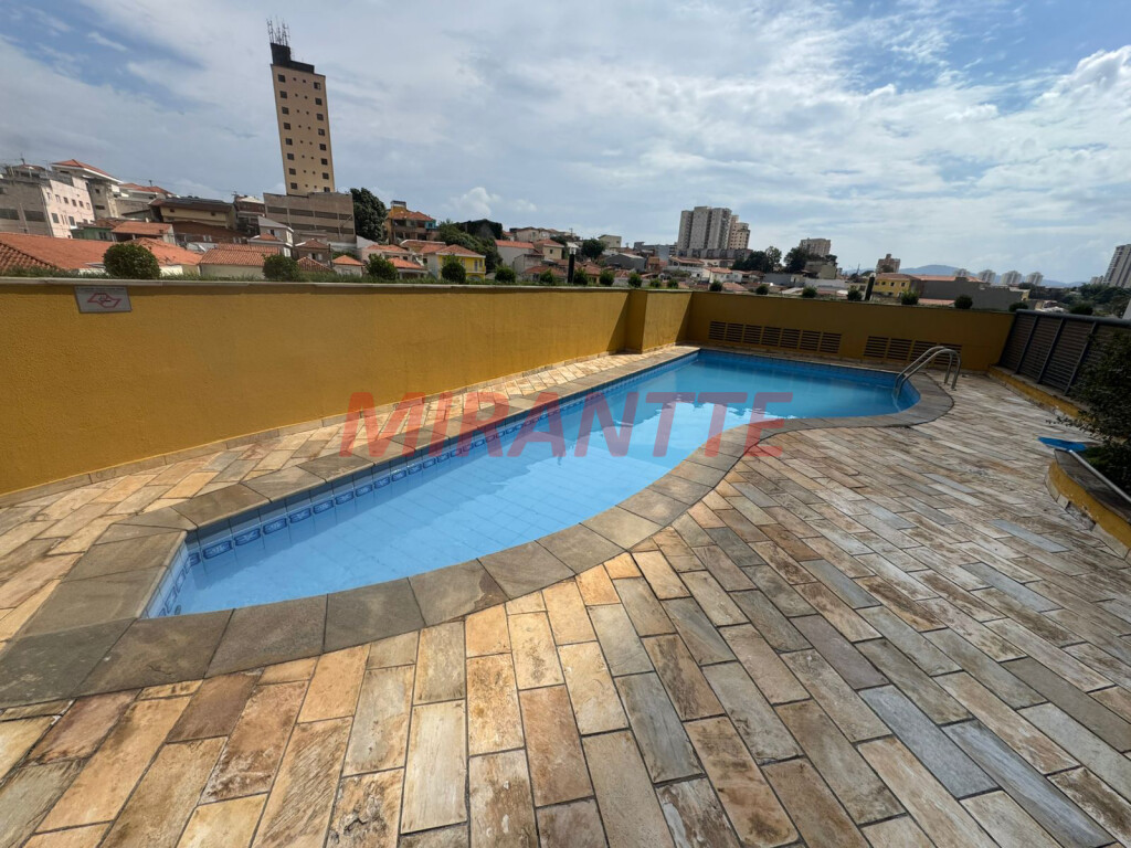 Apartamento de 62m² com 2 quartos em Santa Teresinha