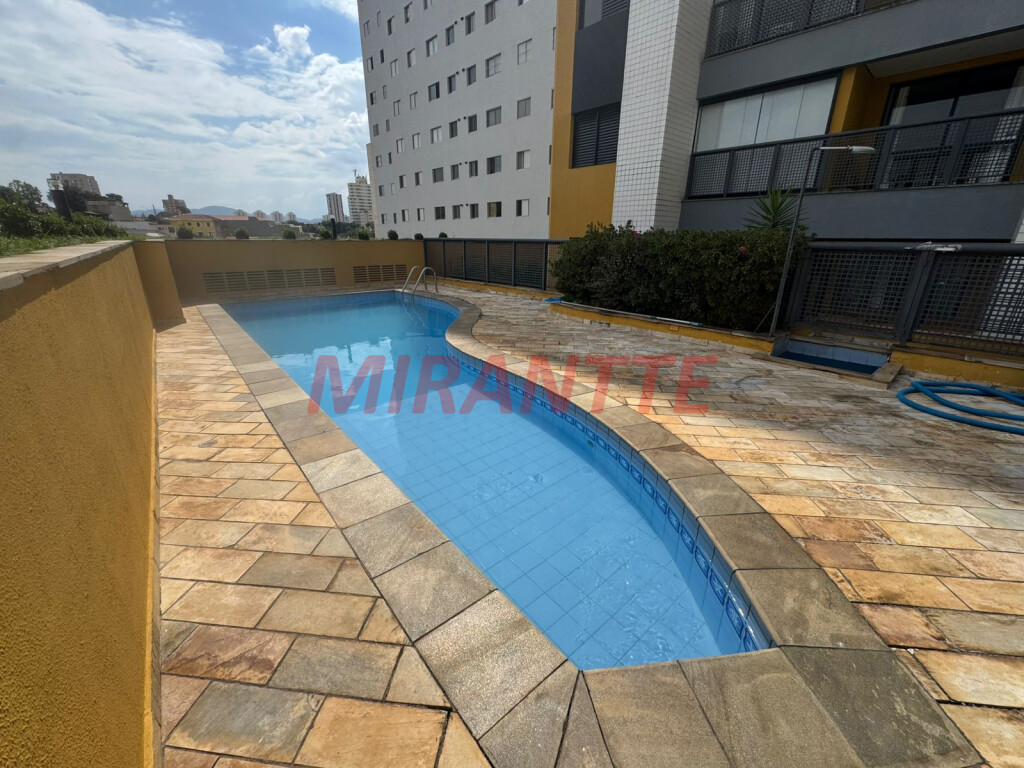 Apartamento de 62m² com 2 quartos em Santa Teresinha