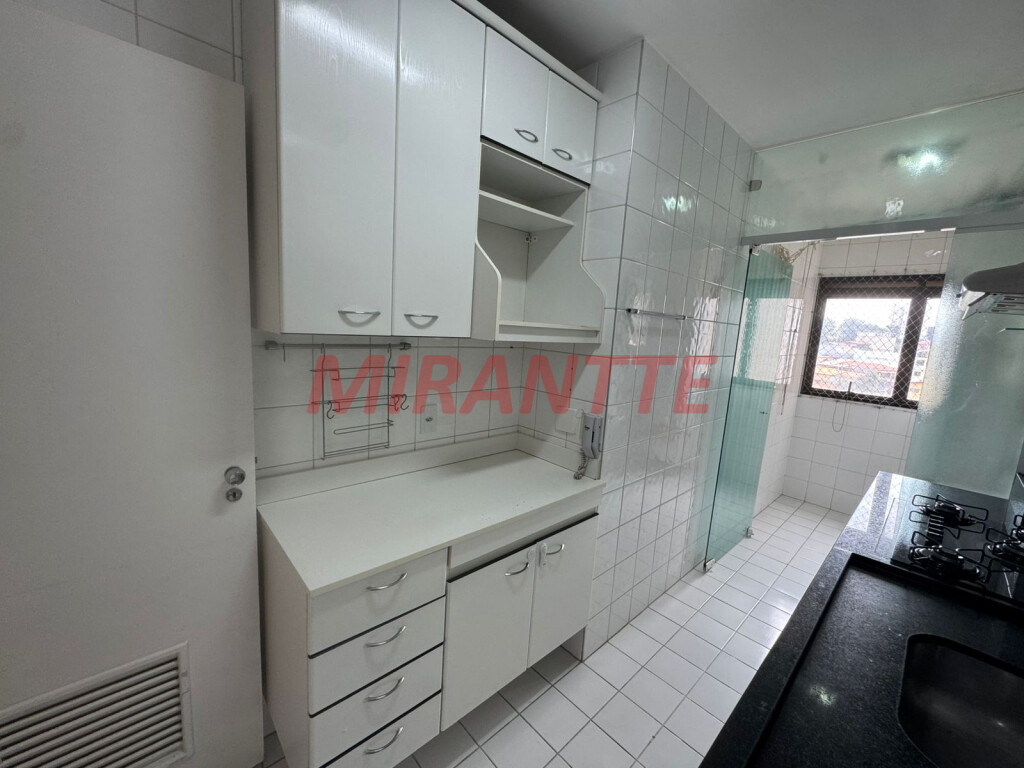Apartamento de 62m² com 2 quartos em Santa Teresinha