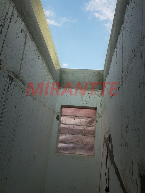 Sobrado de 168m² com 3 quartos em Água Fria
