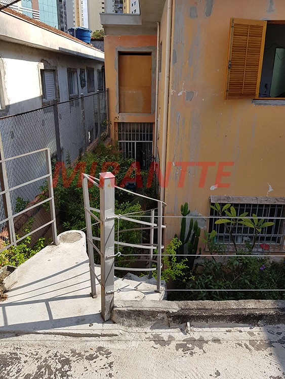 Sobrado de 168m² com 3 quartos em Água Fria