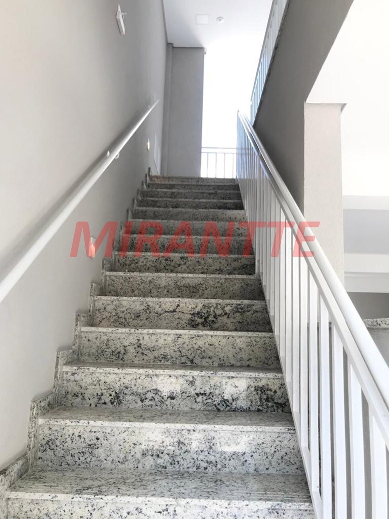 Apartamento de 44m² com 2 quartos em Parque Vitória