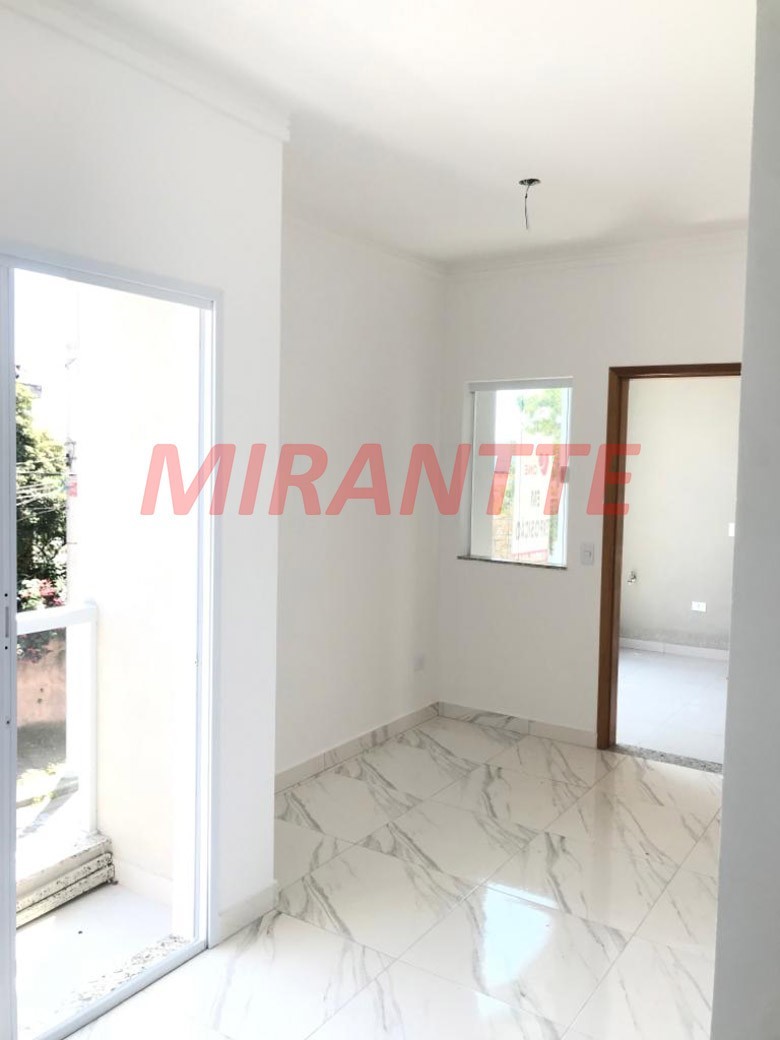 Apartamento de 44m² com 2 quartos em Parque Vitória