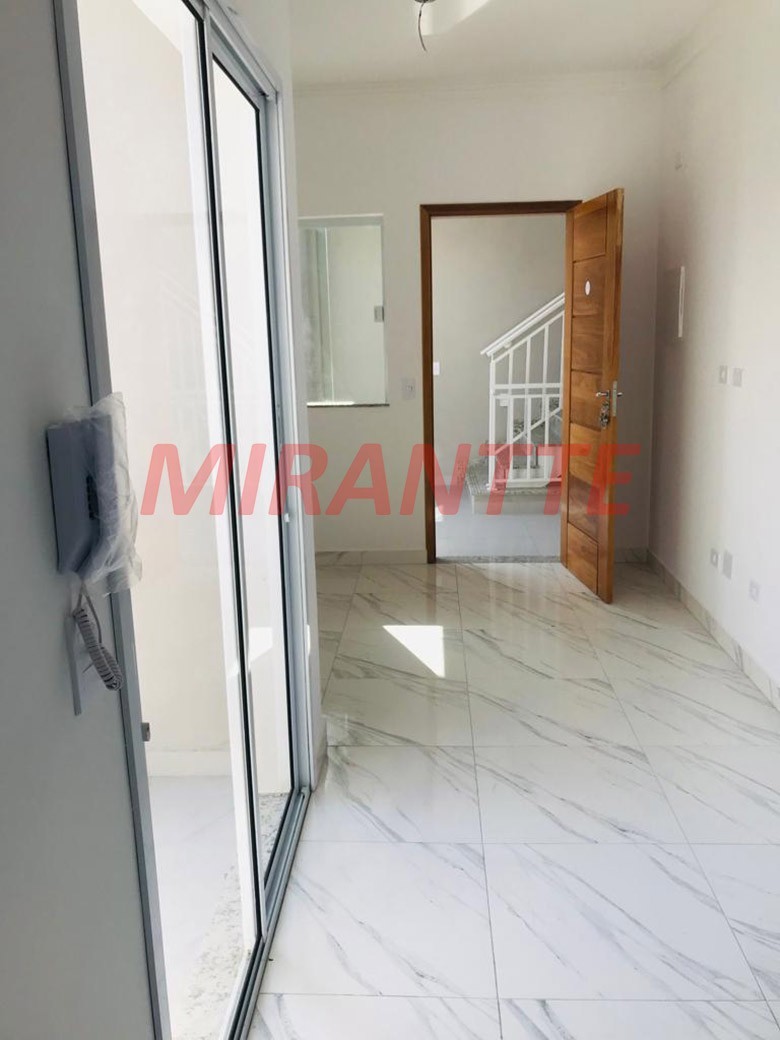 Apartamento de 44m² com 2 quartos em Parque Vitória