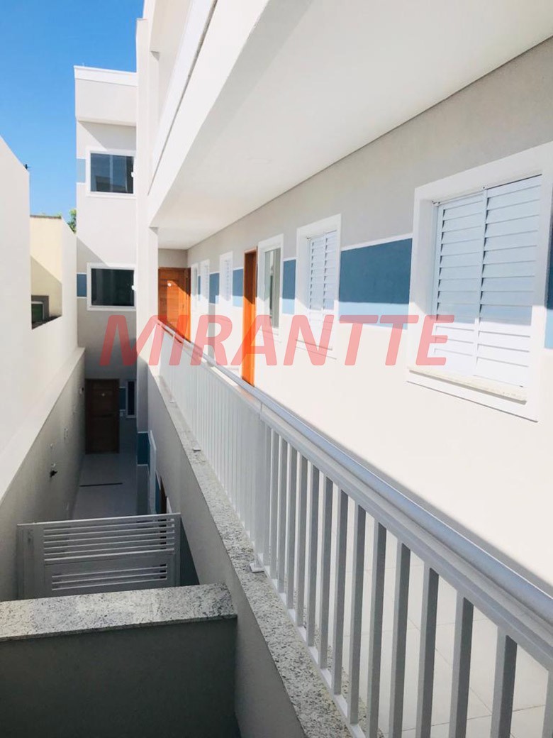 Apartamento de 44m² com 2 quartos em Parque Vitória