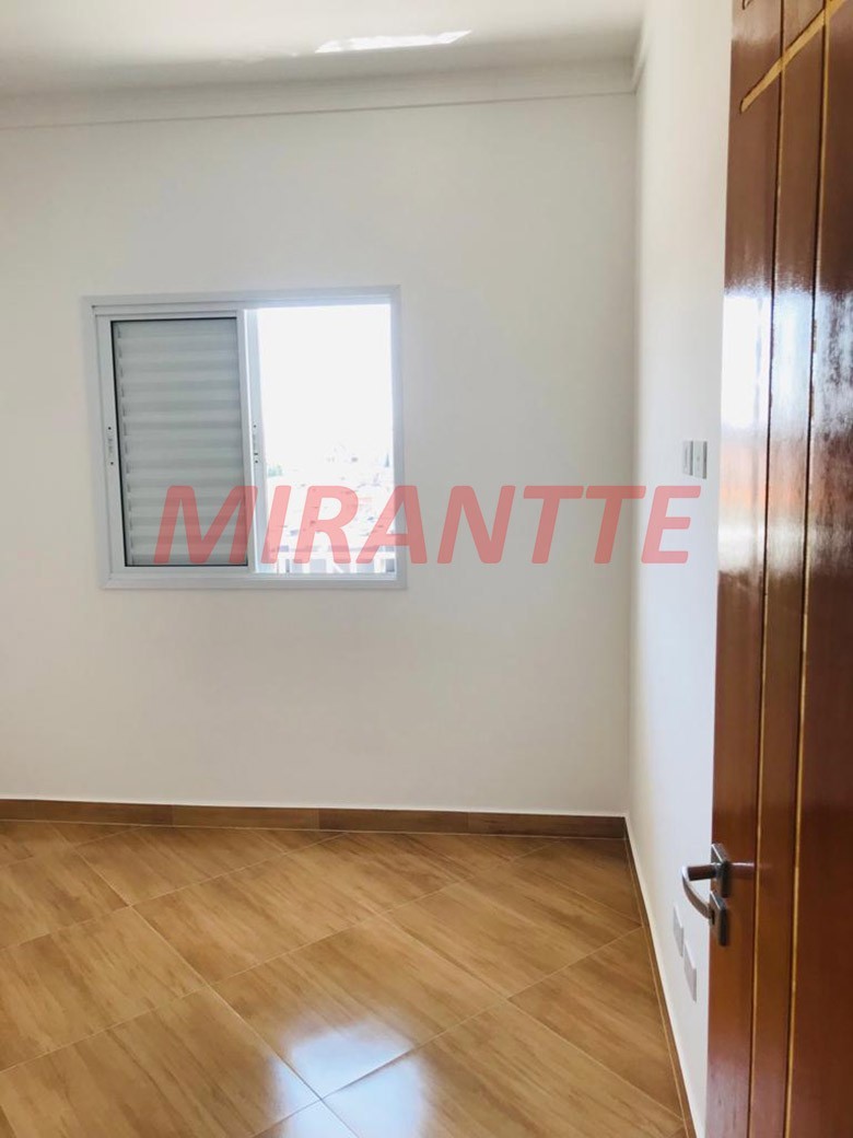Apartamento de 44m² com 2 quartos em Parque Vitória