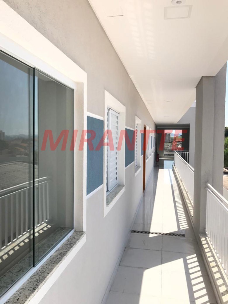Apartamento de 44m² com 2 quartos em Parque Vitória
