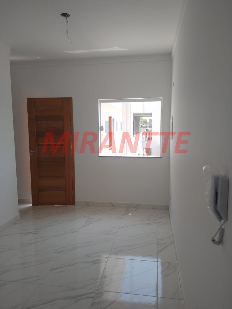 Apartamento de 44m² com 2 quartos em Parque Vitória