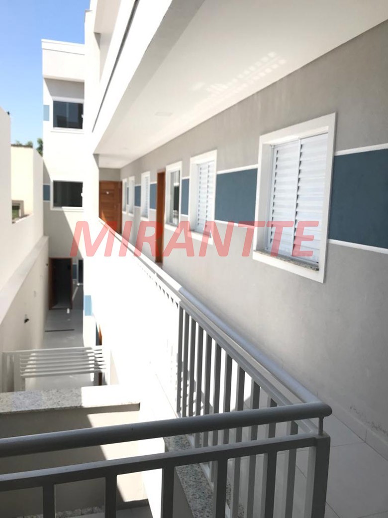 Apartamento de 44m² com 2 quartos em Parque Vitória