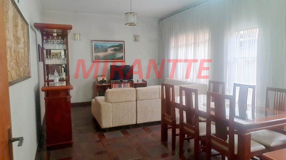 Sobrado de 293m² com 2 quartos em Casa Verde