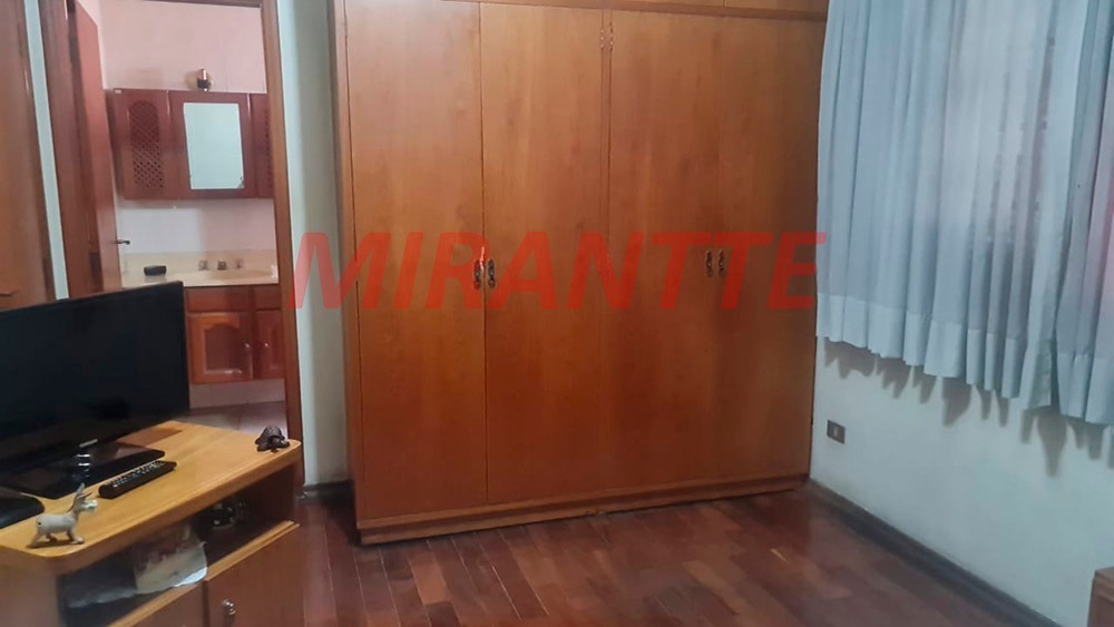 Sobrado de 293m² com 2 quartos em Casa Verde