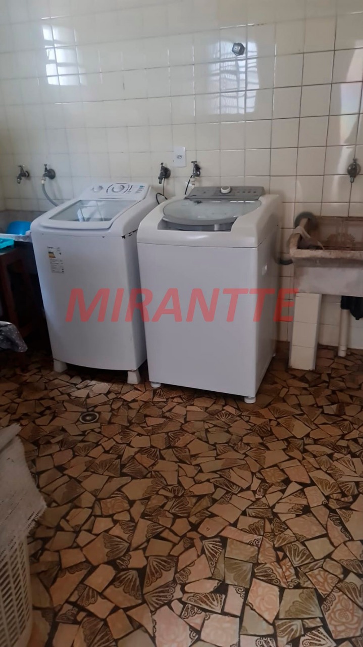 Sobrado de 293m² com 2 quartos em Casa Verde
