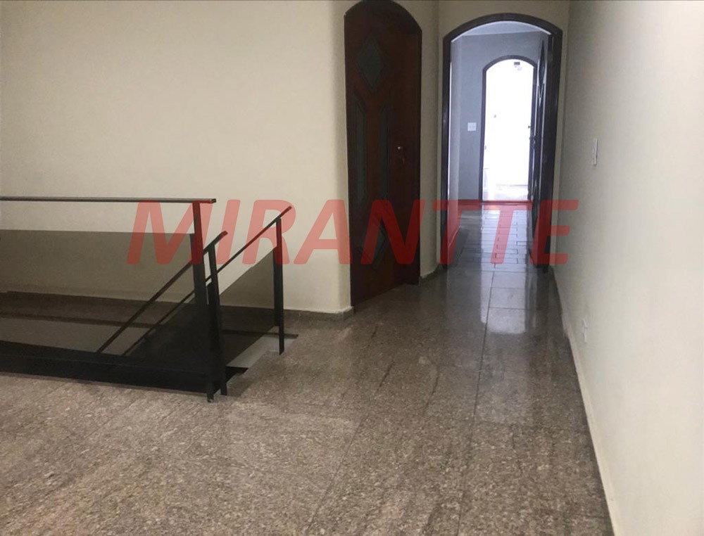 Comercial de 300m² em Santana