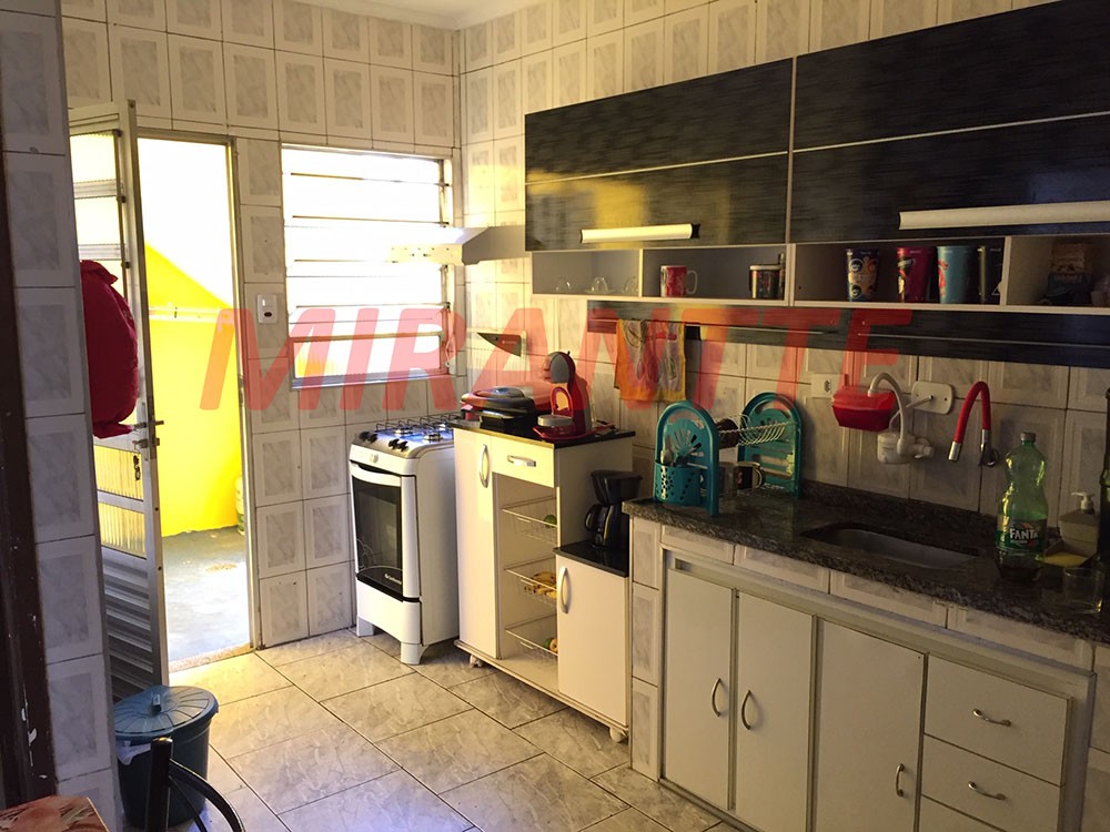 Casa terrea de 140m² com 2 quartos em Vila Galvão