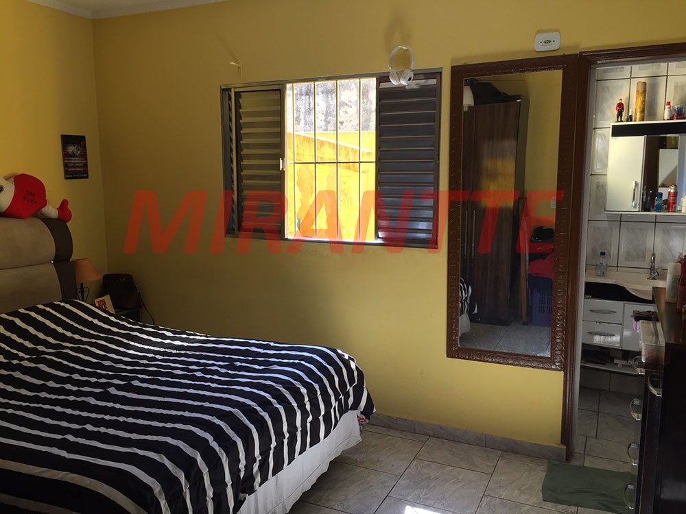Casa terrea de 140m² com 2 quartos em Vila Galvão