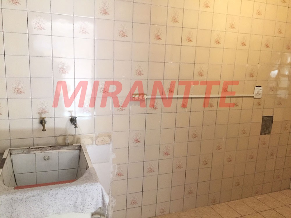 Casa terrea de 150m² com 2 quartos em Vila Galvão