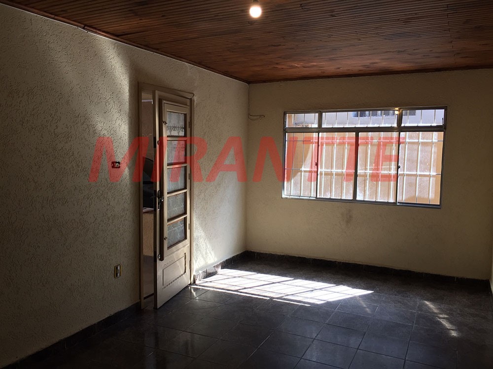 Casa terrea de 150m² com 2 quartos em Vila Galvão