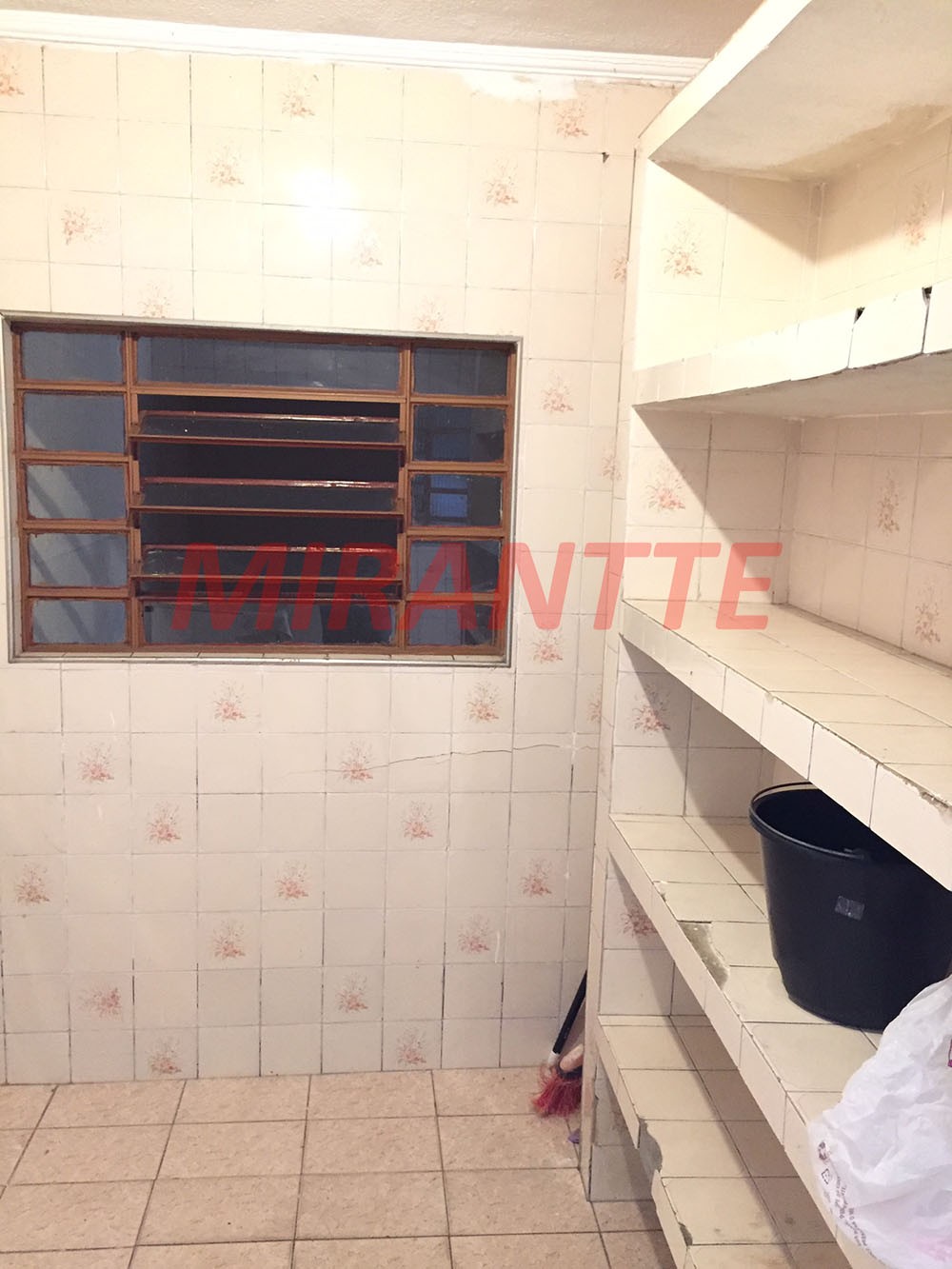 Casa terrea de 150m² com 2 quartos em Vila Galvão
