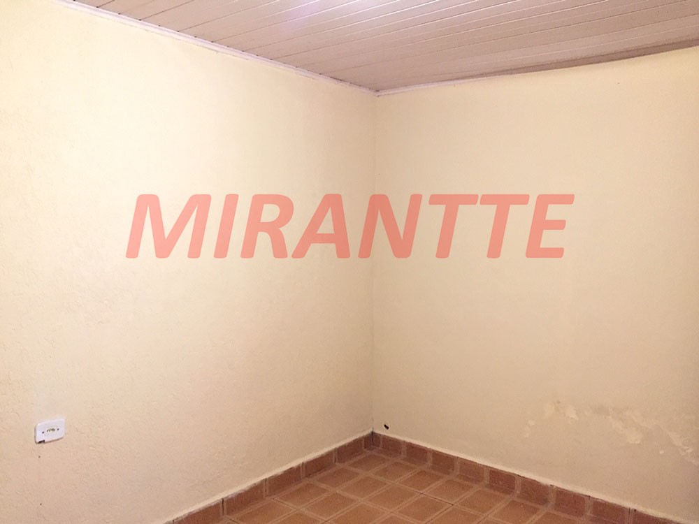 Casa terrea de 150m² com 2 quartos em Vila Galvão