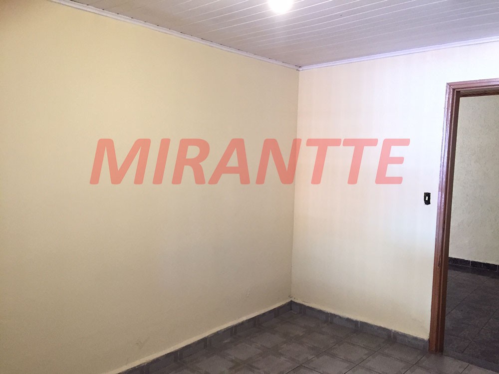 Casa terrea de 150m² com 2 quartos em Vila Galvão