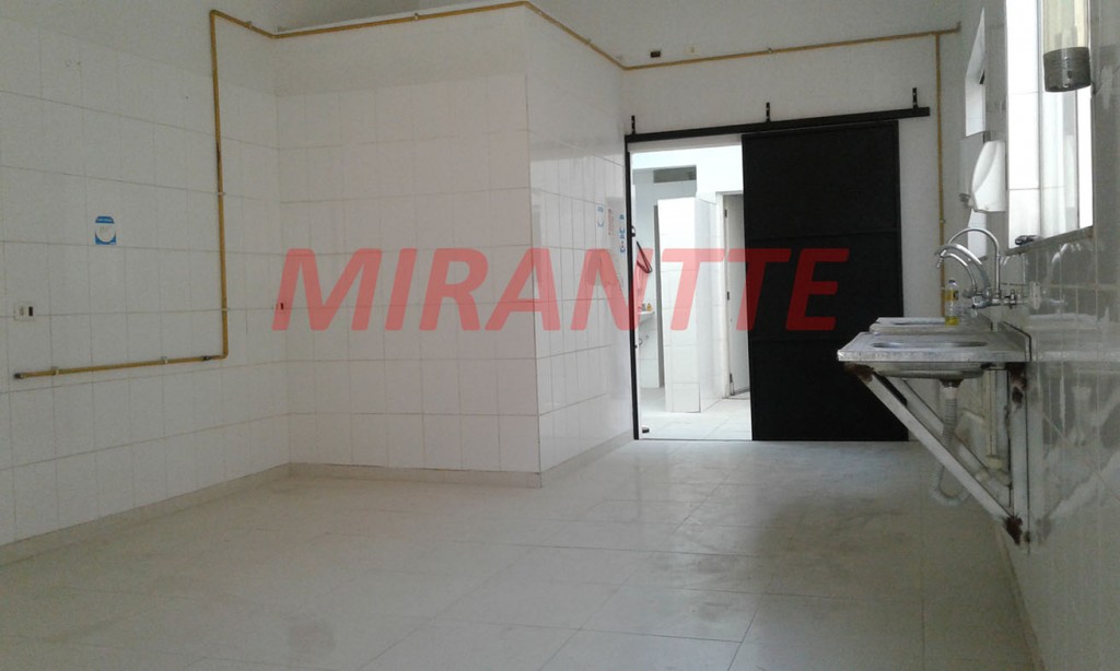 Comercial em Vila Mazzei