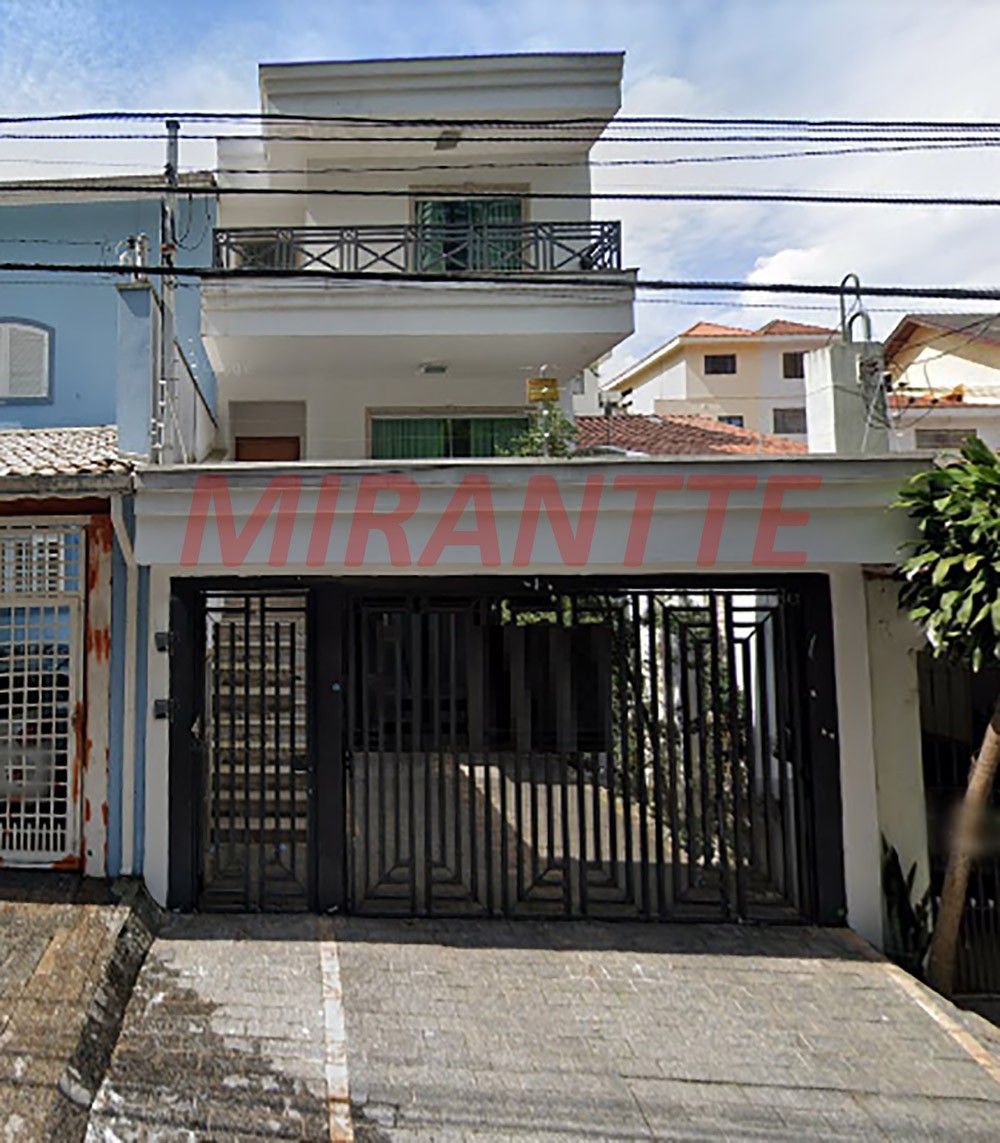 Sobrado de 380m² com 3 quartos em NÃO INFORMADO