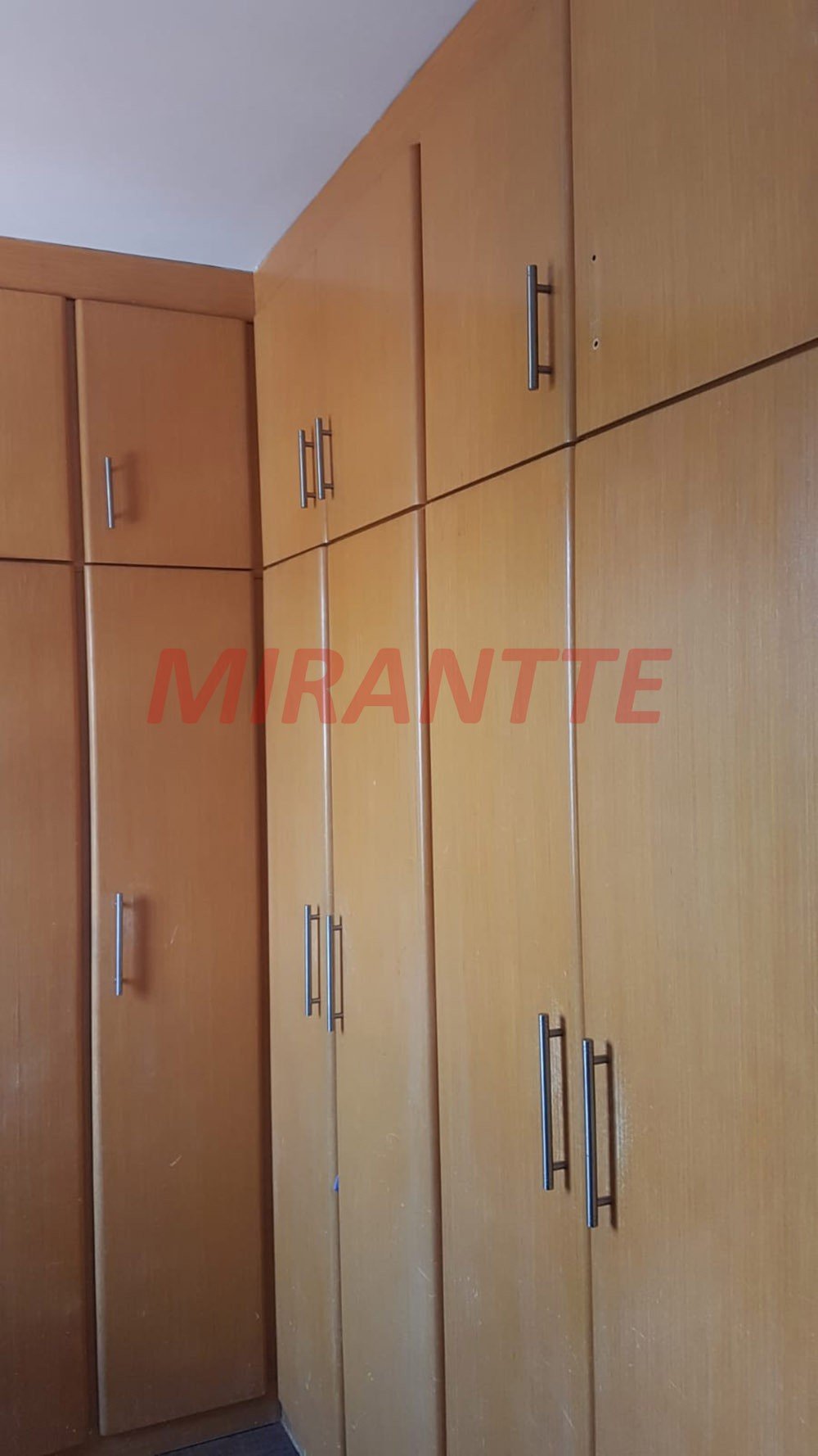 Apartamento de 68m² com 3 quartos em Santa Terezinha