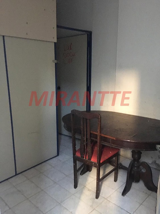 Casa terrea de 182m² com 6 quartos em Santana