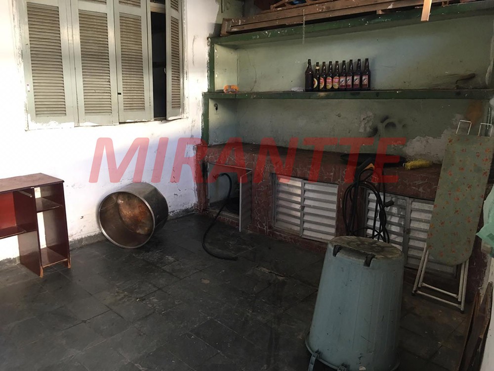 Casa terrea de 182m² com 6 quartos em Santana