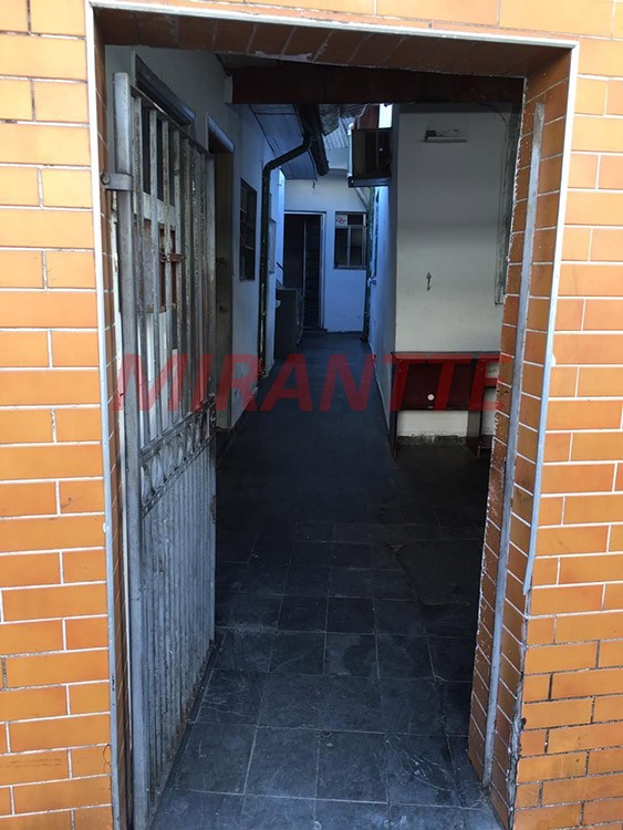 Casa terrea de 182m² com 6 quartos em Santana