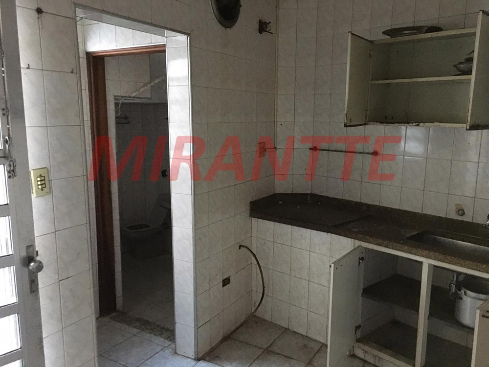 Casa terrea de 182m² com 6 quartos em Santana