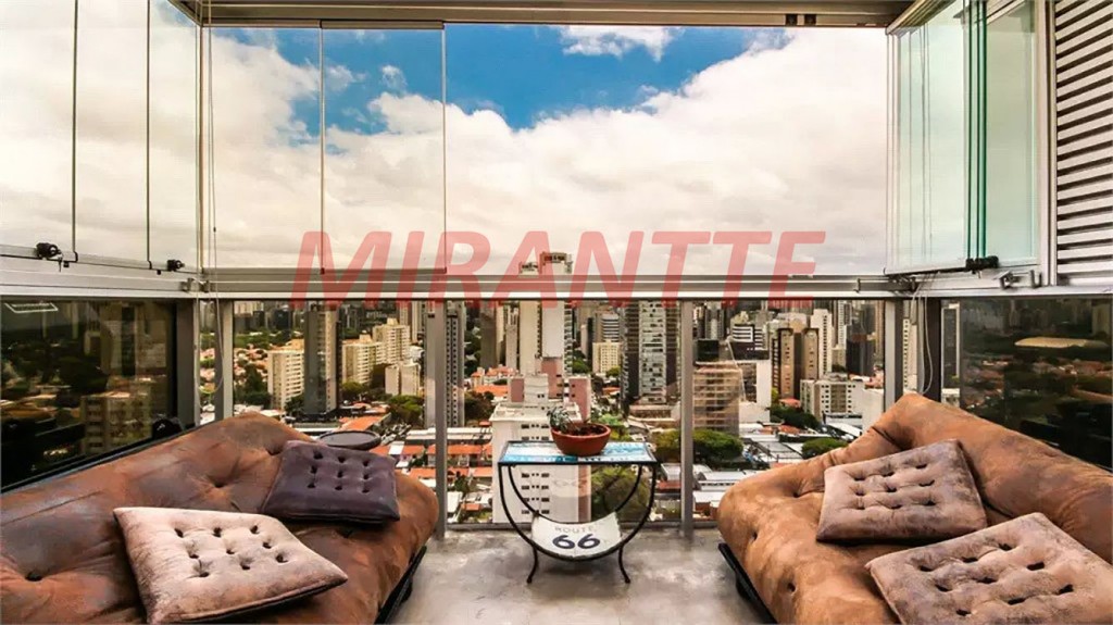 Apartamento de 74m² com 2 quartos em Vila Olimpia