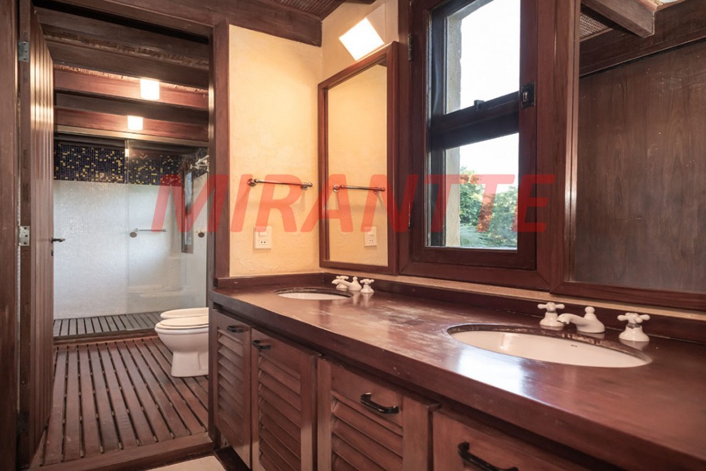 Sobrado de 310m² com 3 quartos em Maresias