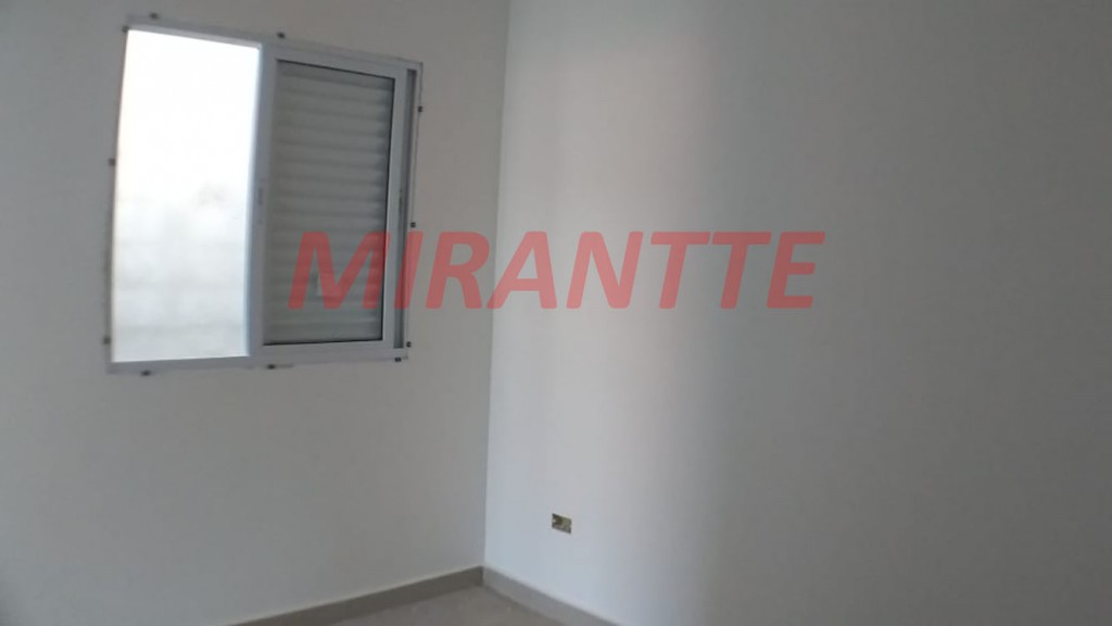 Apartamento de 38m² com 2 quartos em Parque Vitória