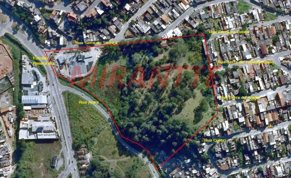Terreno de 48400m² em CENTRO