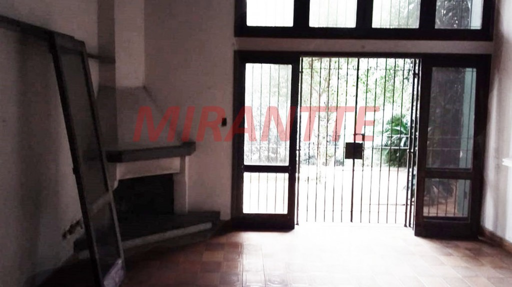 Casa terrea de 254m² com 3 quartos em Vila São Pedro