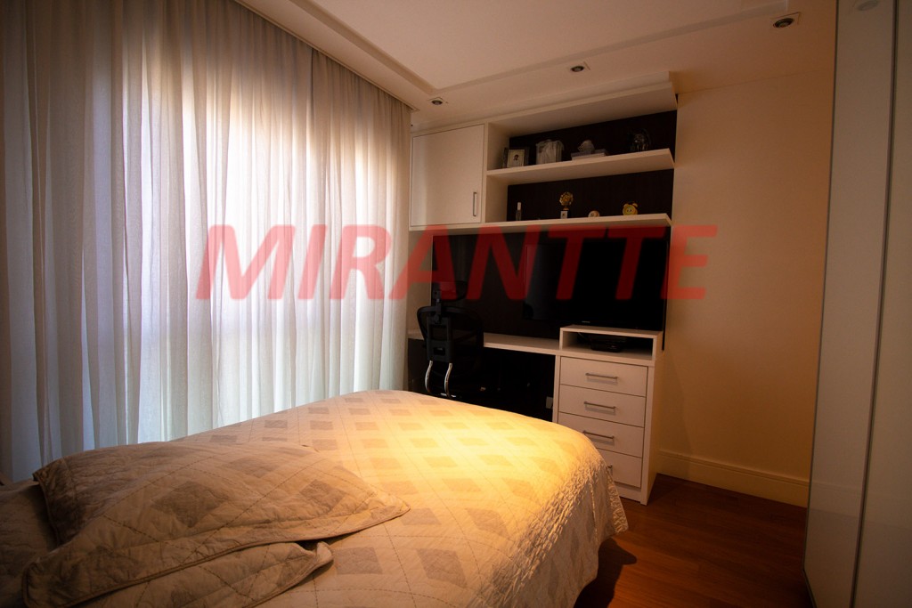 Apartamento de 220m² com 4 quartos em Santana