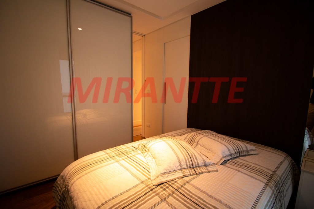 Apartamento de 220m² com 4 quartos em Santana