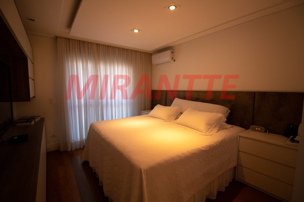 Apartamento de 220m² com 4 quartos em Santana