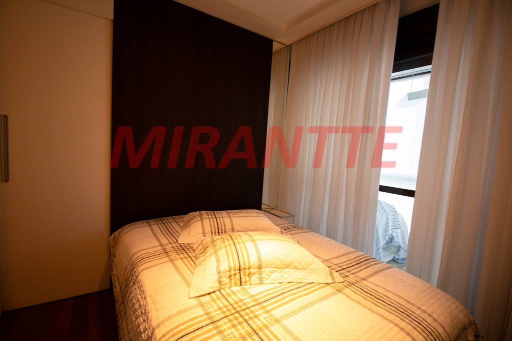 Apartamento de 220m² com 4 quartos em Santana