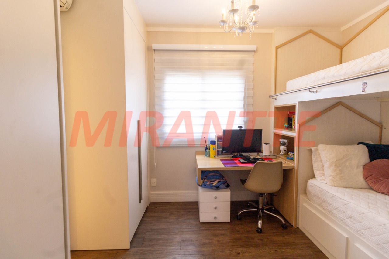 Apartamento de 250m² com 3 quartos em Santana