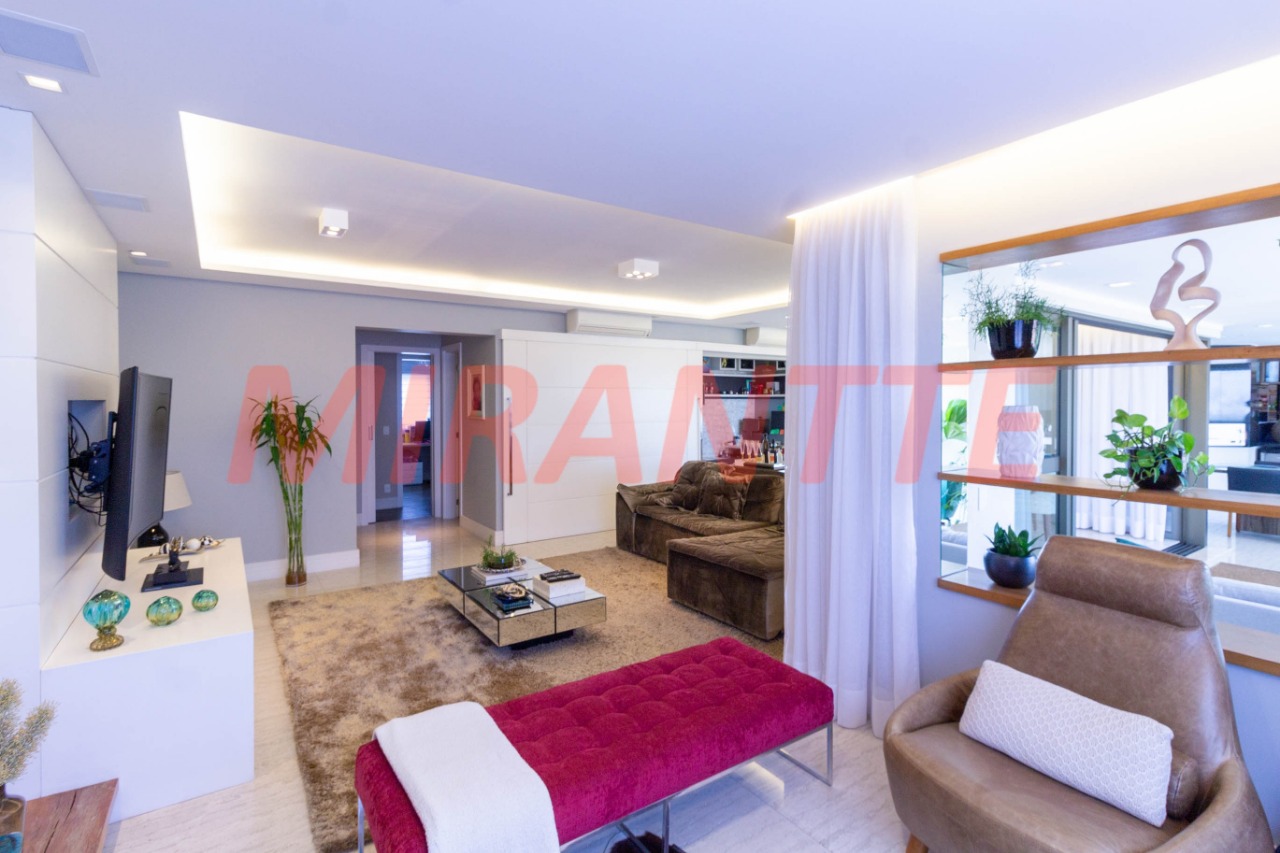 Apartamento de 250m² com 3 quartos em Santana