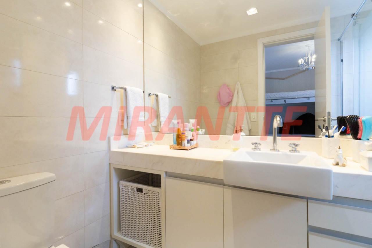 Apartamento de 250m² com 3 quartos em Santana
